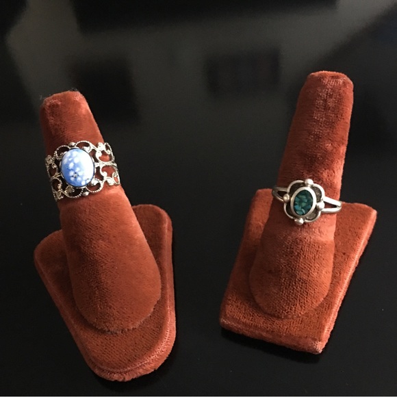 2 Rings - Picture 1 of 13